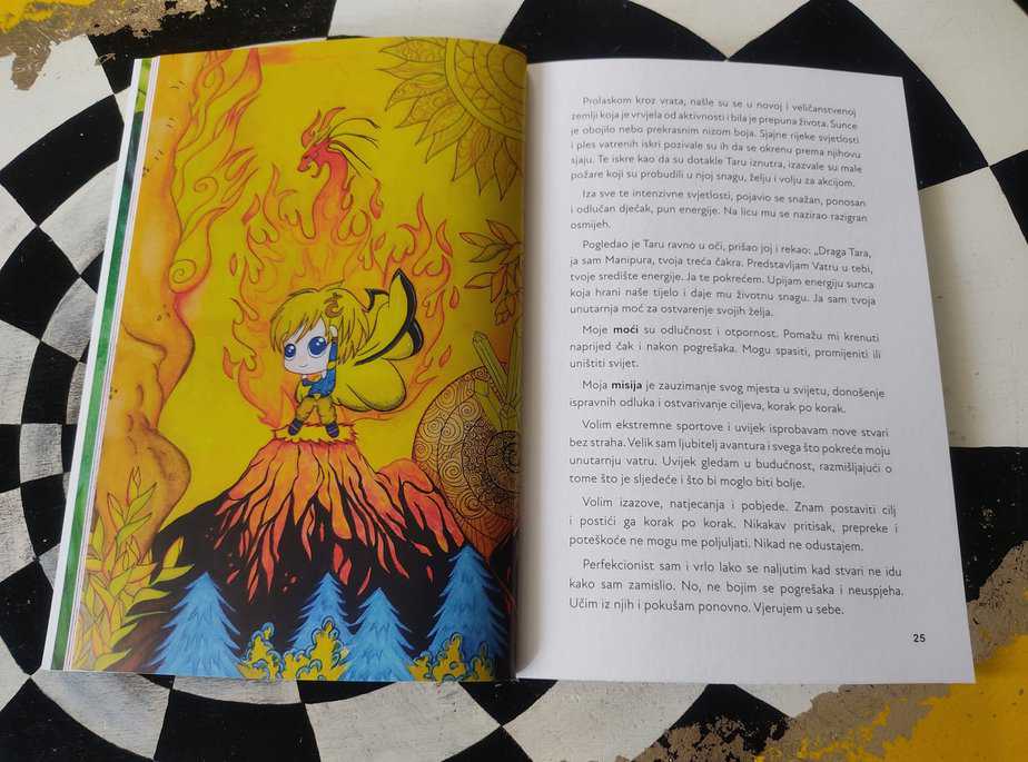 Čarobno stablo čakri otvorena slikovnica manipura