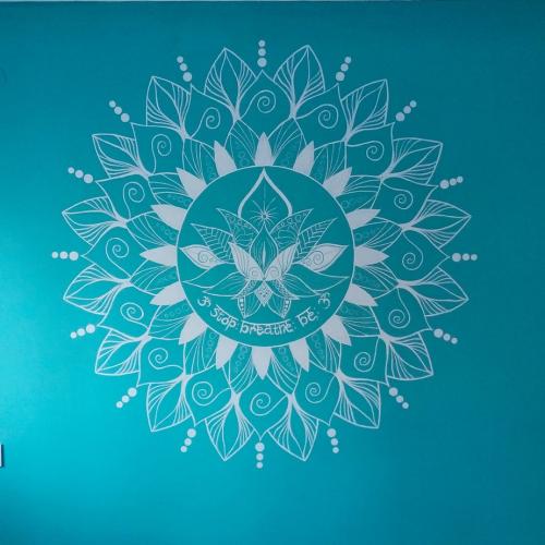 wall_mandala_lotus_stop_breathe_be